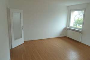 ruhiges Wohnen in absoluter Grünlage in Boelerheide-- Balkon-Stellplatz-Tageslichtbad – Vereinsstrasse 32, 58099 Boele, Hagen – Vorschaubild 5