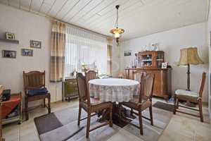 Gepflegtes Einfamilienhaus mit Einliegerwohnung. – Friesland (Kreis) – Vorschaubild 5