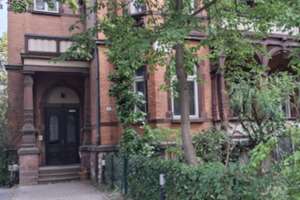 Modernisierte, gediegene Altbauwohnung im unteren Ostviertel