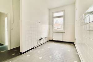 Außergewöhnliches Stadthaus im Roten Feld mit vielseitigen Nutzungsmöglichkeiten – Die vollständige Adresse der Immobilie erhältst du vom Anbieter., 21335 Rotes Feld, Lüneburg – Vorschaubild 7