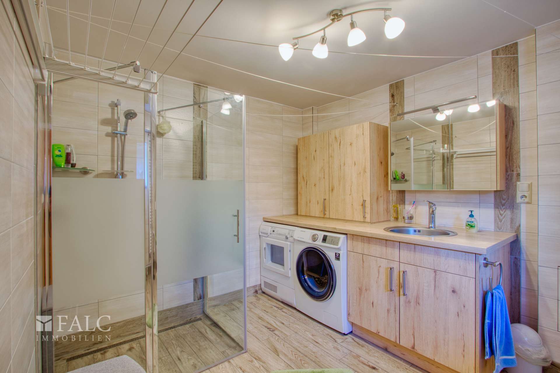 Immobilie in Warsow - Gepflegtes Einfamilienhaus mit beheiztem Wintergarten und zusätzlicher Nutzfläche - Bild 15