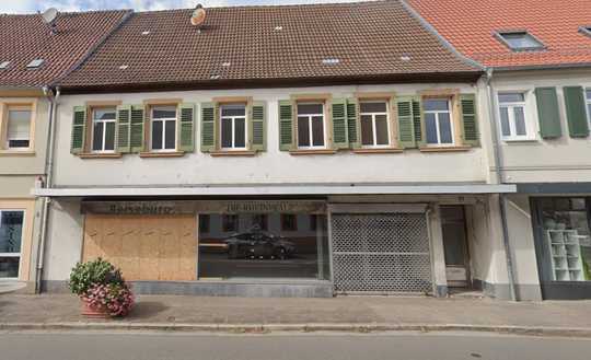 Geräumiges 7-Zimmer Haus in Bad Bergzabern mit großem Grundstück