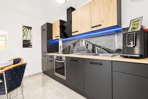 Mehrgenerationenhaus oder Kapitalanlage – 3 Wohneinheiten, komplett saniert & sofort bezugsfertig – Die vollständige Adresse der Immobilie erhältst du vom Anbieter., 91287 Plech – Vorschaubild 4