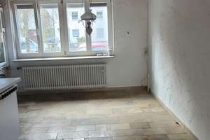 Mehrfamilienhaus mit zwei Wohnungen und 7 Zimmern wunderschönen Wintergarten und Garten – Ortlerstraße 101, 86163 Hochzoll-Süd, Augsburg – Vorschaubild 9