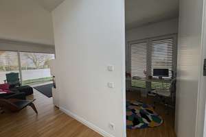Modernes Einfamilienhaus mit Kamin & luxuriöser Ausstattung – Gartenstraße 11A, 61118 Bad Vilbel – Vorschaubild 11