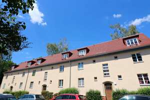 !!! Wunderschöne und ruhig gelegene kleine 2-Raumwohnung mit Balkon und kleinem Gartenanteil !!!