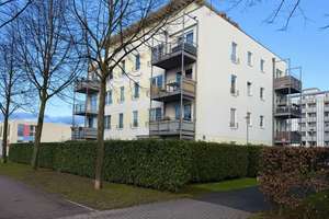 Gut aufgeteilte 2-Zimmer-Wohnung mit Balkon, Aufzug & Tiefgarage