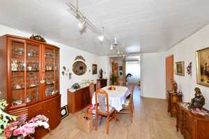 Zweifamilien-Reihenmittelhaus  mit Charme, Platz und Rückzugsidylle – Waldshut (Kreis) – Vorschaubild 8