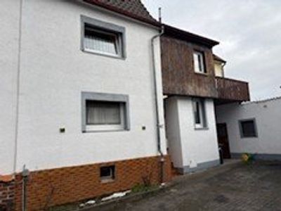 Top Reihenendhaus mit Balkon, Terrasse, 2 Garagen und sonnigem Garten in ruhiger Lage!