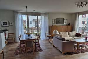 Lichtdurchflutete großzügige 3-Zi-EG-Wohnung im Herzen Herrenbergs nähe Bahnhof