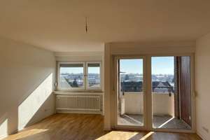 Schöne 3 Zimmer-Wohnung mit Loggia