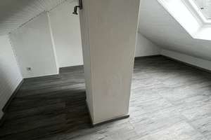 Wohnung mit Galerie, Gäste-WC, 2 Balkonen, EBK und Garage – Dwoberger Str. 113, 27753 Deichhorst, Delmenhorst – Vorschaubild 7