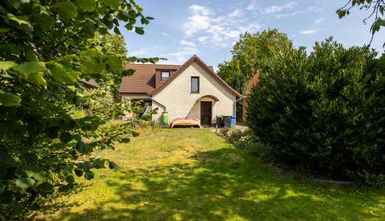 Bild von *** GARTEN mit motiviertem HAUS sehnt sich in RUHIGER LAGE nach PFLEGENDEN HÄNDEN ***