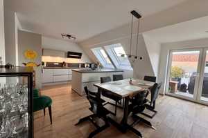Lichtdurchflutete, neuwertige 4-Zimmer-Wohnung mit Balkon und EBK in Duisburg-Huckingen  – Mündelheimer Straße 25, 47259 Duisburg – Vorschaubild 9