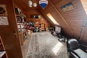 Viel Platz für die Familie: Reihenmittelhaus mit Südterrasse, mit 8 Zimmern! – Hamburg – Vorschaubild 16