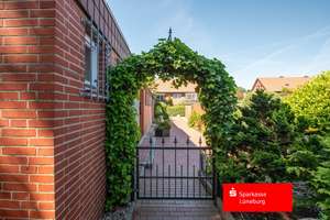 Hereinspaziert - Ihr Familienhaus – Die vollständige Adresse der Immobilie erhältst du vom Anbieter., 21337 Lüne-Moorfeld, Lüneburg – Vorschaubild 1