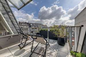 Über den Dächern Düsseldorfs – Maisonette mit Weitblick im Herzen Pempelforts – Die vollständige Adresse der Immobilie erhältst du vom Anbieter., 40477 Pempelfort, Düsseldorf – Vorschaubild 5