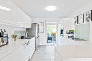 Stilvolles Reihenmittelhaus mit Garten und Pool - Einziehen & Genießen. – Esslingen (Kreis) – Vorschaubild 10