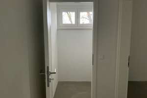 Geräumige 3-Zimmerwohnungmit großem Balkon zu vermieten. – Schelpmilser Weg 81, 33609 Heepen, Bielefeld – Vorschaubild 6