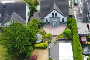 ZWISCHEN WELLNESS UND WOHNGLÜCK ✨ Modernes Einfamilienhaus mit Garten und Pool in Hennef! – Die vollständige Adresse der Immobilie erhältst du vom Anbieter., 53773 Hennef (Sieg) – Vorschaubild 10
