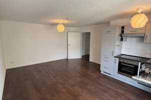 Modernes Einzimmerapartment: Ruhige Lage, Fußläufig zum KIT und Stadtzentrum – Hagsfelder Allee 17, 76131 Karlsruhe – Vorschaubild 2