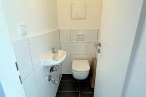 Gemütliche 3-Zimmer-Etagenwohnung mit großem Balkon in Wolfsburg – Lüneburger Ring 18, 38448 Vorsfelde, Wolfsburg – Vorschaubild 8