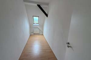 Tolle 7-Raum-DG-Wohnung mit Balkon in Chemnitz-Kappel – Steinstr. 6, 9116 Kappel, Chemnitz – Vorschaubild 35