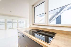 EXKLUSIVE GELEGENHEIT!- TRAUMPENTHOUSE mit 360 Grad Bergblick, Balkon, Dachterrasse und Luxusküche – Kaiserstraße 2, 83022 Innenstadt, Rosenheim – Vorschaubild 9