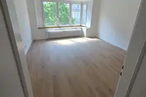 Property thumbnail 1