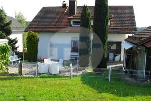 ÄUßERST GEPFLEGTES 
EINFAMILIENHAUS 
 – Die vollständige Adresse der Immobilie erhältst du vom Anbieter., 94146 Hinterschmiding – Vorschaubild 4