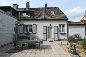 Zuckersüßes Zechenhaus :) Liebevoll überarbeitetes Zuhause mit Bilderbuchgarten in MH-Winkhausen – Die vollständige Adresse der Immobilie erhältst du vom Anbieter., 45472 Heißen, Mülheim an der Ruhr – Vorschaubild 15