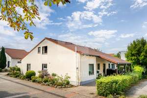 Charmantes Einfamilienhaus mit Einliegerwohnung und viel Platz zum Wohnen! – Die vollständige Adresse der Immobilie erhältst du vom Anbieter., 53340 Meckenheim – Vorschaubild 2