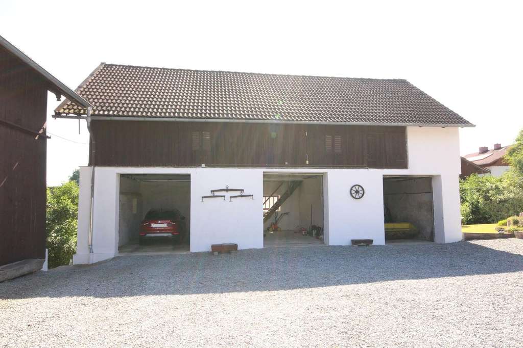 Immobilie in Dietersburg - Anwesen in Weilerlage
Toller Bauzustand mit vielen Gestaltungsmöglichkeiten - Bild 4