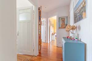 Maisonettewohnung mit Dachterrasse zum Innenhof - Stilvolles Wohnen im beliebten Hoheluft-Ost – Die vollständige Adresse der Immobilie erhältst du vom Anbieter., 20251 Hoheluft-Ost, Hamburg – Vorschaubild 2