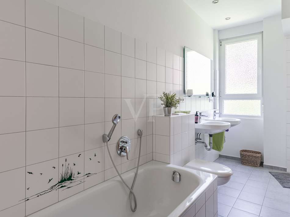 Badezimmer EG