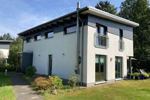 Exklusives Architektenhaus in Buchholz - ruhige Lage am Waldrand, stadtnah, provisionsfrei – Die vollständige Adresse der Immobilie erhältst du vom Anbieter., 21244 Buchholz in der Nordheide – Vorschaubild 2