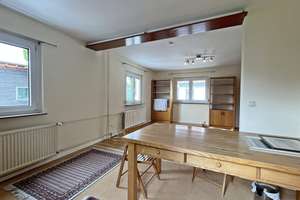 Stilvolle 4-Zimmer-Maisonette mit Garten in ruhiger Lage von Reutlingen-Mittelstadt! – Die vollständige Adresse der Immobilie erhältst du vom Anbieter., 72766 Mittelstadt, Reutlingen – Vorschaubild 2