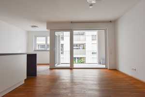 Wunderschöne 4-Zimmer-Wohnung mit Küche und TG-Stellplatz im Dichterviertel! – Kleiststraße 41, 89077 Ulm – Vorschaubild 1