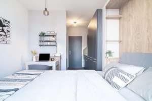 City Pop - Deine flexible Lösung für lange und kürzere Aufenthalte um dich wie zu Hause zu fühlen. – Lindenallee 4, 45127 Stadtkern, Essen – Vorschaubild 3