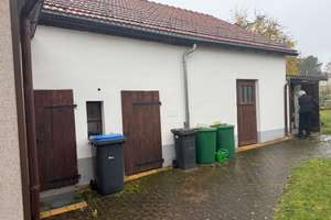 Preiswertes und großes 4-Zimmer-Doppelhaus in Triptis – Quellenweg 10, 7819 Triptis – Vorschaubild 3