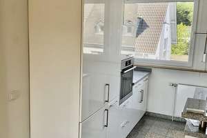 Gemütliche Dachgeschosswohnung in Ko-Metternich, provisionsfrei, mit Balkon und Garage – Weidtman Straße 22, 56072 Metternich, Koblenz – Vorschaubild 4