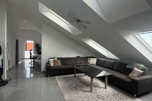 Moderne 3-Zimmer-Dachgeschosswohnung mit 104 m² – Hauptstr. 70, 89250 Senden – Vorschaubild 2