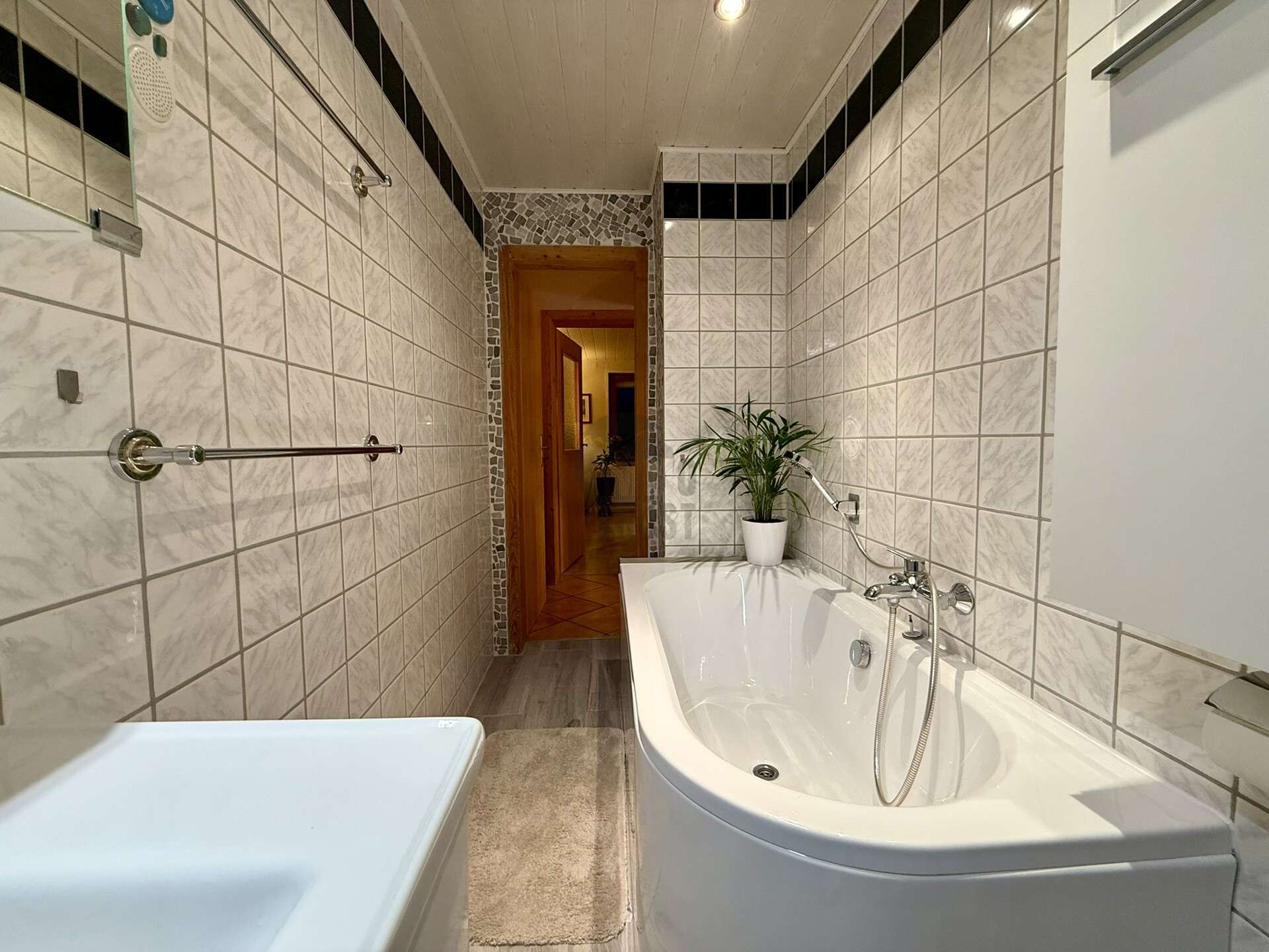 Immobilie in Neudenau - RUHIGE RANDLAGE - AUTARKES WOHNEN MÖGLICH - Bild 24