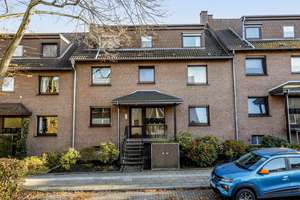Gut aufgeteilte 3,5-Raum Dachgeschosswohnung mit Balkon in ruhiger Lage Katernbergs