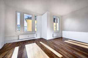 Direkt vom Eigentümer: traumhafte, sanierte Altbauwohnung mit viel Licht und Charme