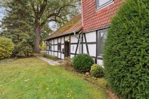 Wohnhaus mit historischem Charakter und einzigartigem Baugrundstück – Die vollständige Adresse der Immobilie erhältst du vom Anbieter., 30539 Wülferode, Hannover – Vorschaubild 2