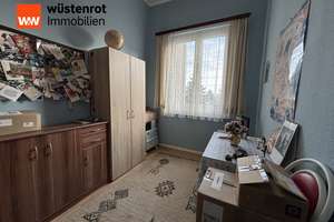 Großzügiges Altbauobjekt mit außergewöhnlichem Entwicklungspotenzial – Die vollständige Adresse der Immobilie erhältst du vom Anbieter., 42651 Solingen-Mitte, Solingen – Vorschaubild 10