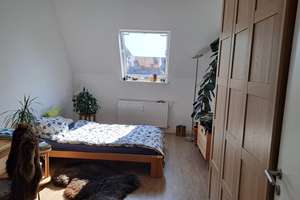 Helle 2-Zimmer Dachgeschosswohnung in der Projensdorfer Straße – Projensdorfer Straße 12, 24106 Wik, Kiel – Vorschaubild 3