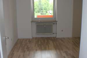Schöne drei Zimmer Wohnung in München, Bogenhausen – Regina-Ullmann-Straße 43, 81927 Johanneskirchen, München – Vorschaubild 8