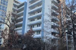 Helle 3-Zimmer Wohnung im 7. OG mit Balkon in München-Perlach